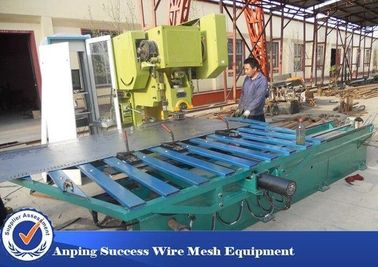 China Kundengebundene Metallstanzmaschine/Metallplattenloch-Durchschlags-Presse-Maschine fournisseur